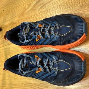 Hoka speed goat 4 - mens size 10.5